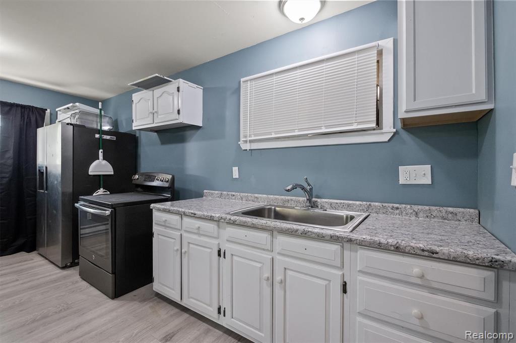 14561 Stout Street, Detroit, MI 48223 — Photo 9