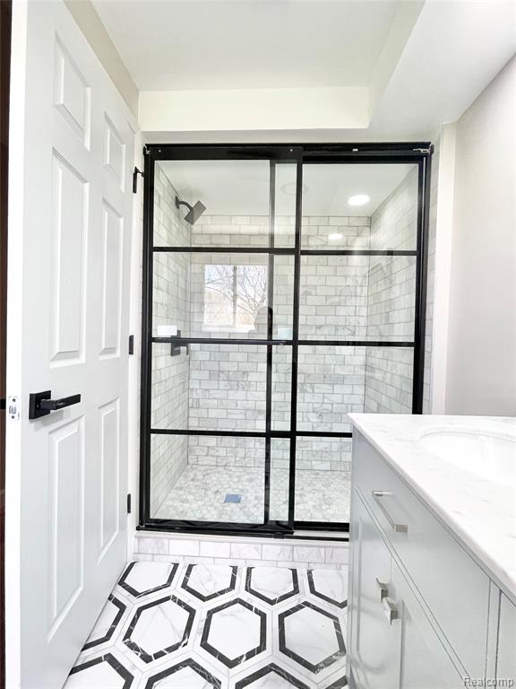 600 SEDGEFIELD Drive, Bloomfield Hills, MI 48304 — Photo 19