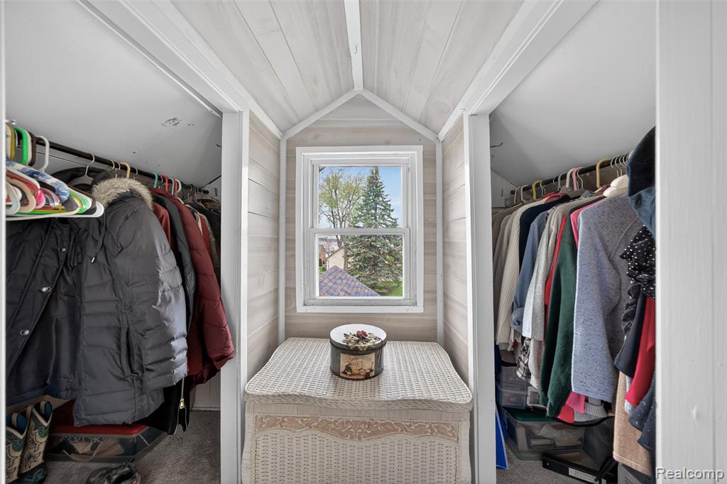 1430 Benvenue Street, Sylvan Lake, MI 48320 — Photo 31