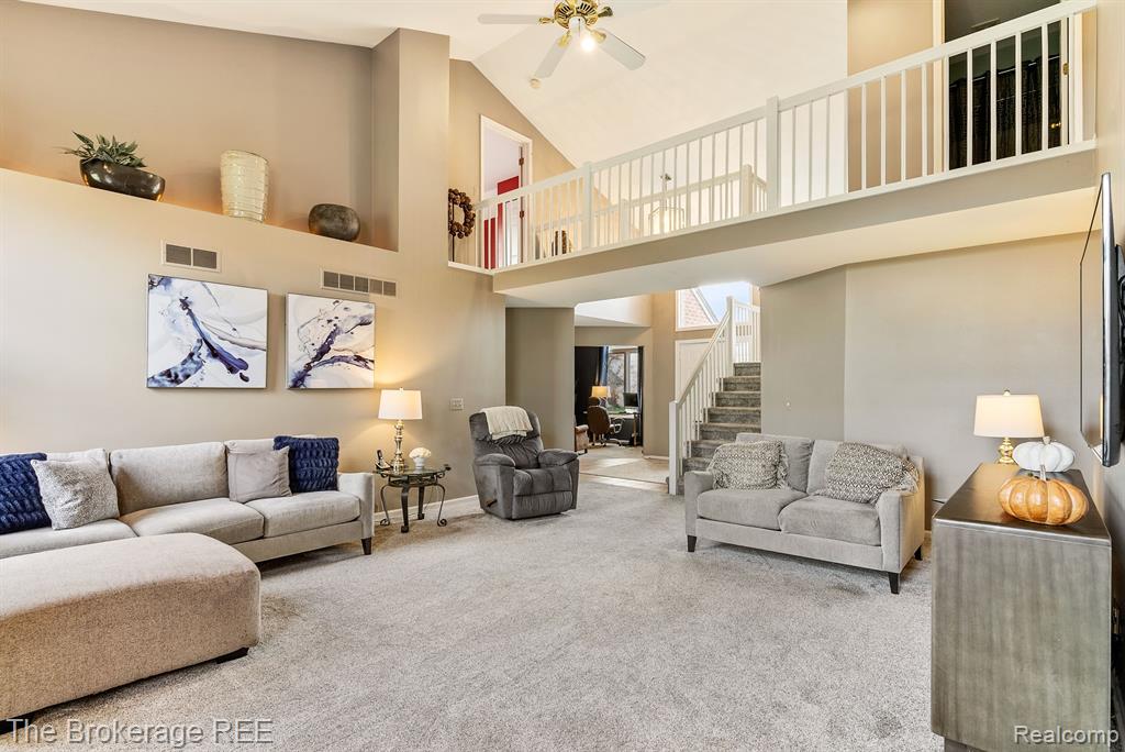 49730 WILLOWOOD Drive, Macomb, MI 48044 — Photo 10