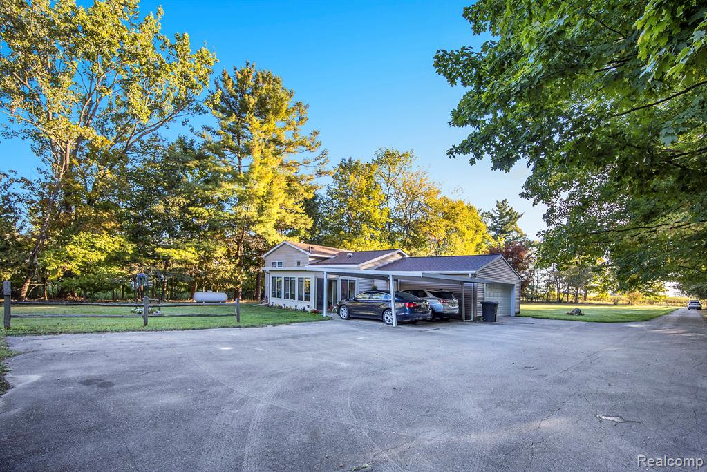 2486 Bowman Road, Imlay City, MI 48444 — Photo 20