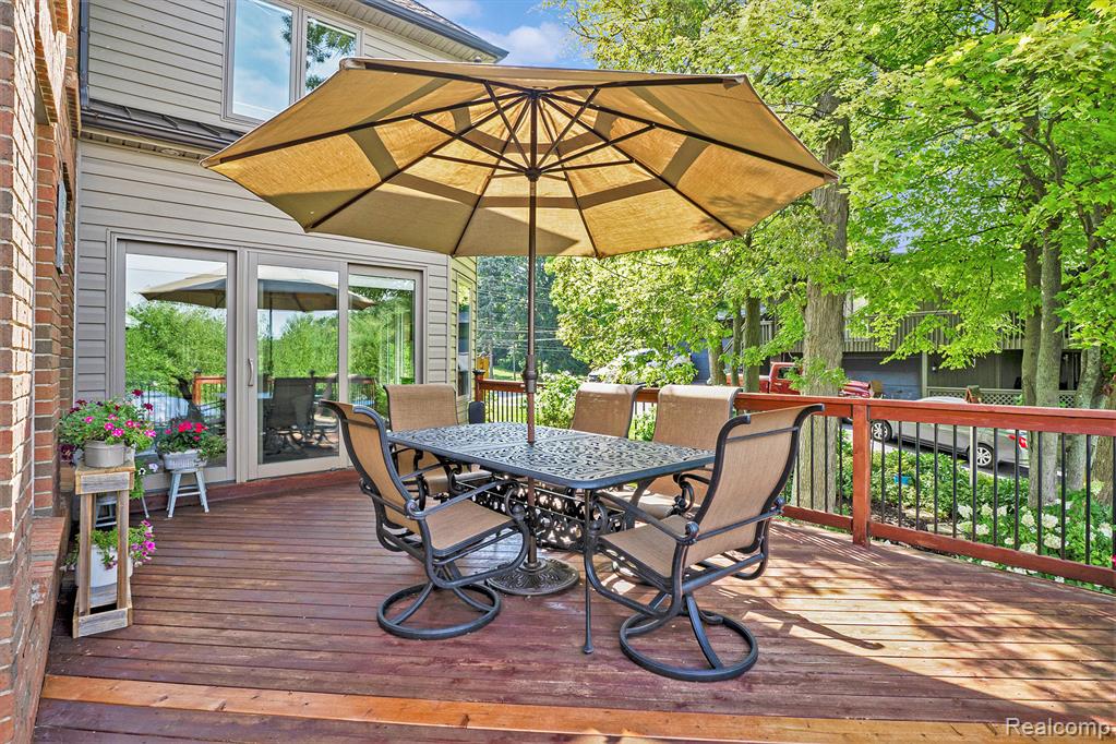 4973 Parview Drive, Clarkston, MI — Photo 46