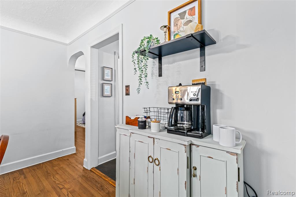 604 W Hudson Avenue, Royal Oak, MI 48067 — Photo 20