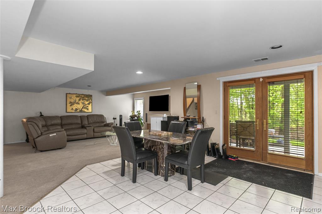5199 Shenandoah Court, West Bloomfield, MI 48323 — Photo 60