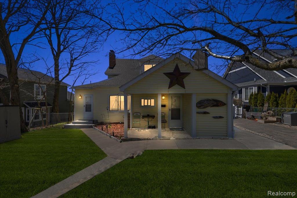 16 S NORTH SHORE Drive, Lake Orion, MI 48362 — Photo 4