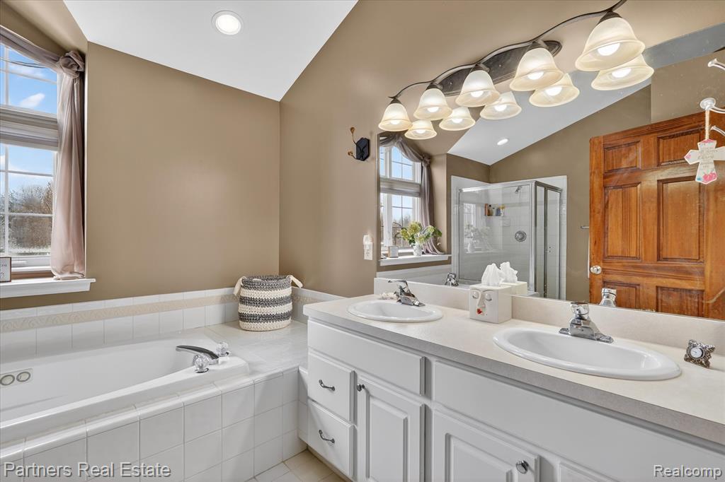 112 Summer Shade Drive, Howell, MI 48843 — Photo 24