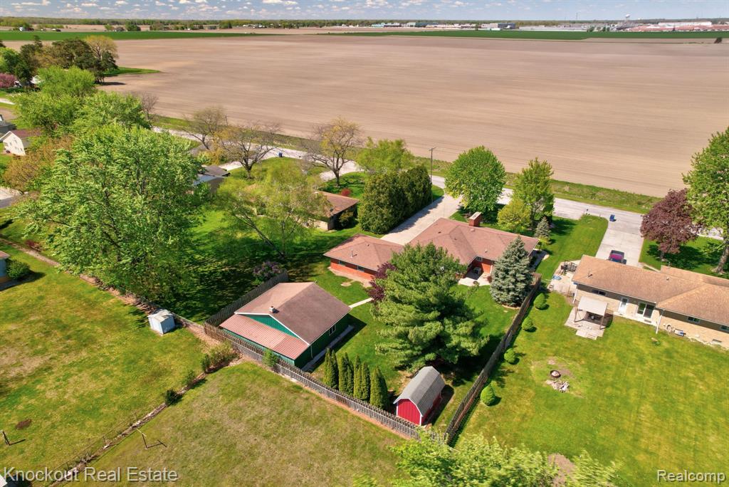 275 S Airport Road, Saginaw, MI 48601 — Photo 60