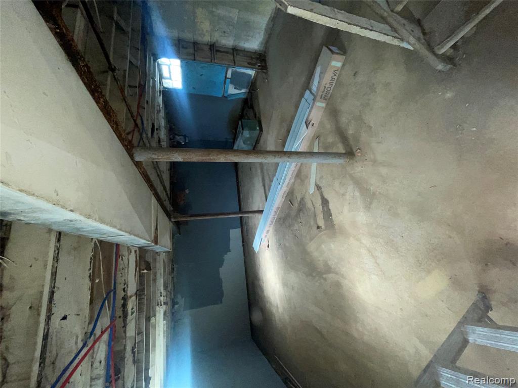 12112 Findlay Street, Detroit, MI, 48205