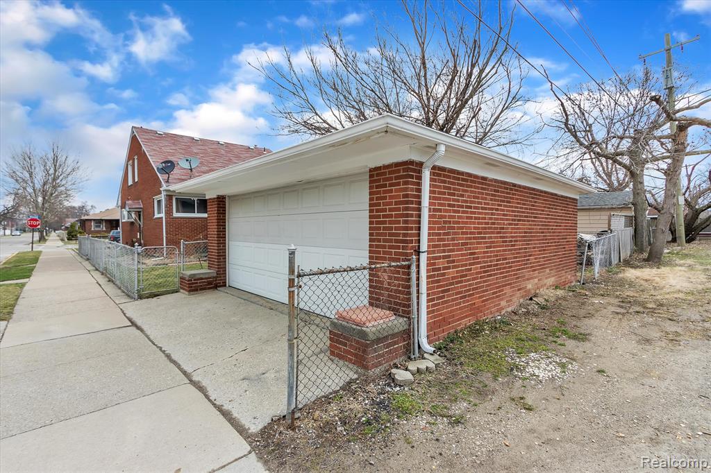 995 Moran Avenue, Lincoln Park, MI 48146 — Photo 42