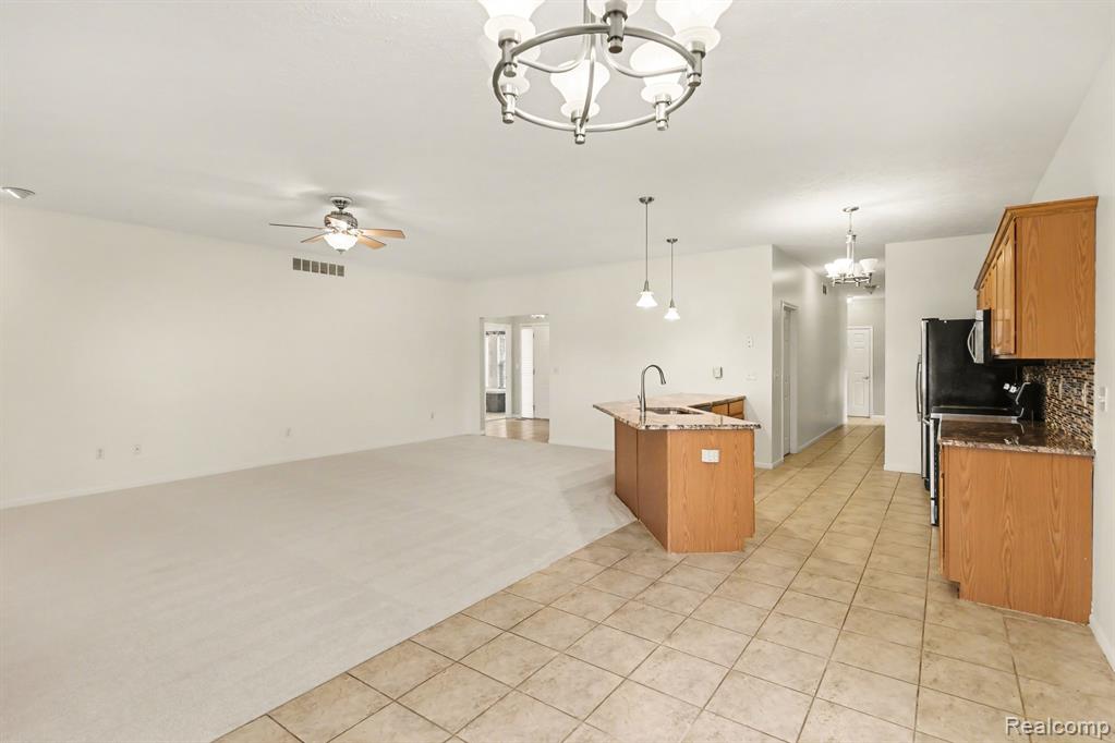 2853 Rubbins Road, Howell, MI 48843 — Photo 6