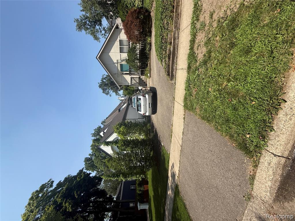 730 Wallace Street, Birmingham, MI 48009 — Photo 7