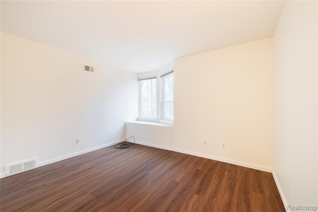 8063 Colony Drive, 1, Grosse Ile, MI 48138 — Photo 25