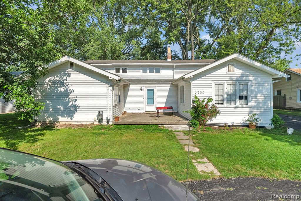 5706 Cardwell Street, Garden City, MI — Photo 4