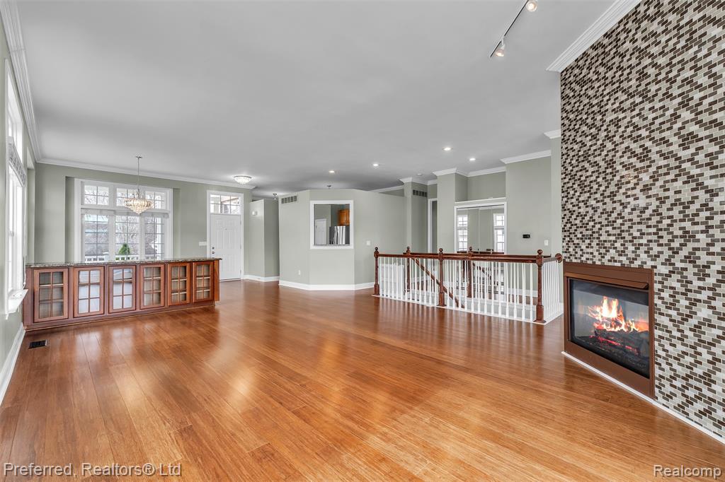 985 Watersedge Court, Oxford, MI 48371 — Photo 18