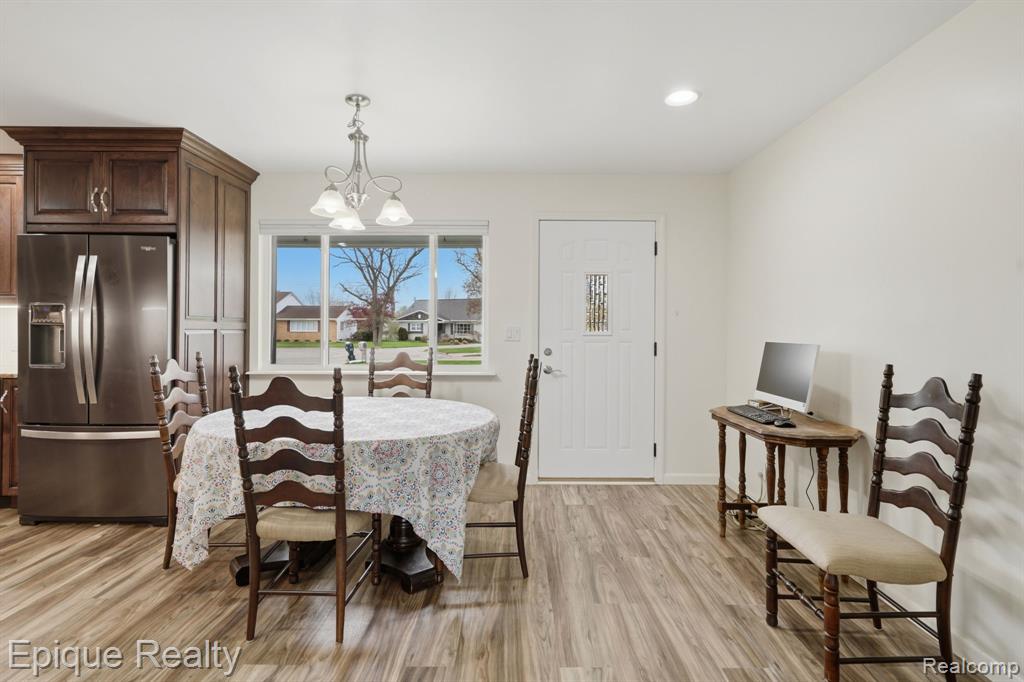 1612 Saint Marys Court, Essexville, MI 48732 — Photo 10