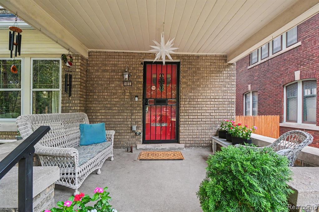 1485 Chicago Boulevard - Photo 4