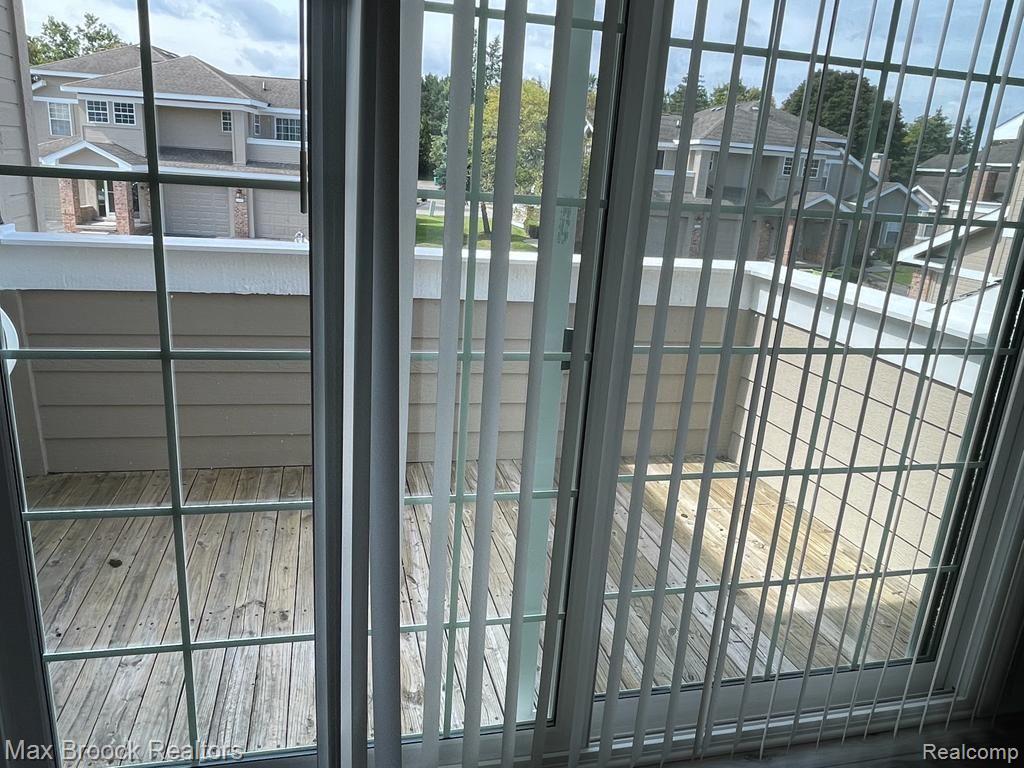 6635 BELLOWS Court, West Bloomfield, MI — Photo 11