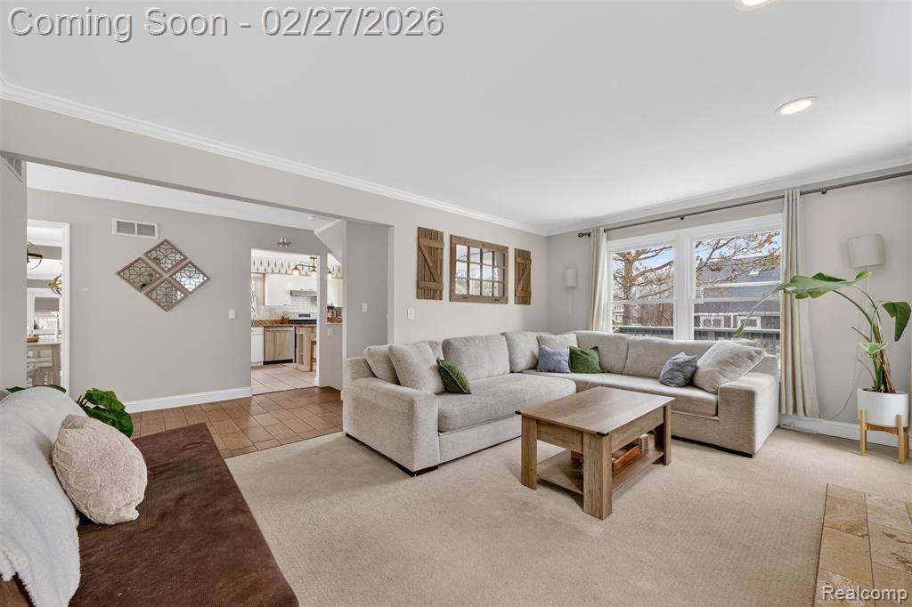 801 Linden Way, Auburn Hills, MI 48326 — Photo 9