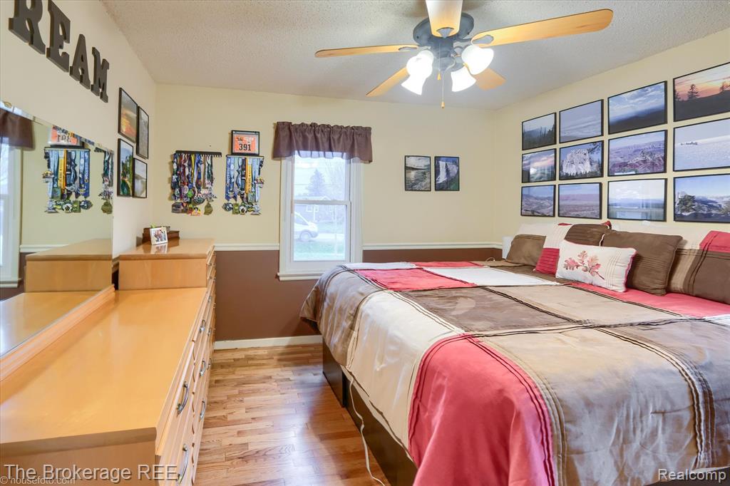5107 Hartland Drive, Flint, MI 48506 — Photo 33