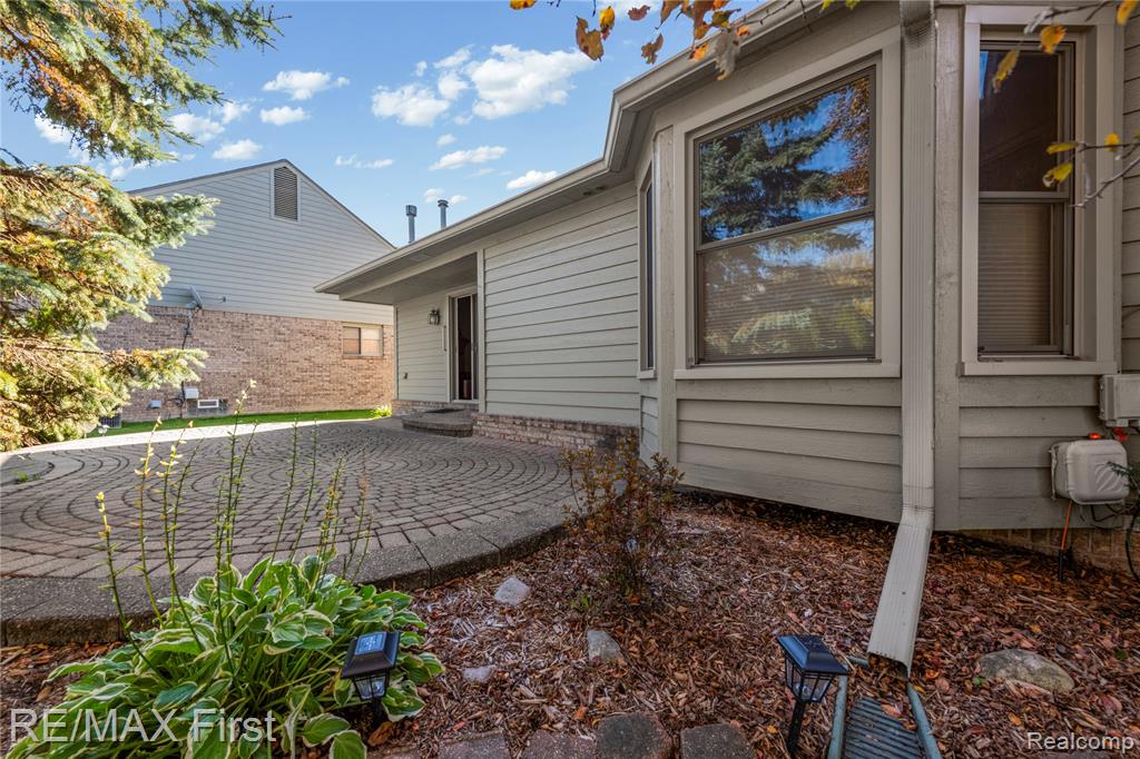 4469 Hickory Court, Warren, MI 48092 — Photo 4