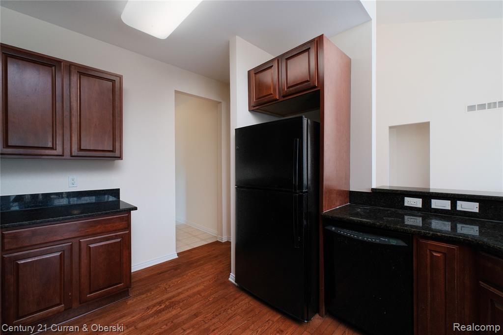 24838 Valleywood Drive, South Lyon, MI 48178 — Photo 22