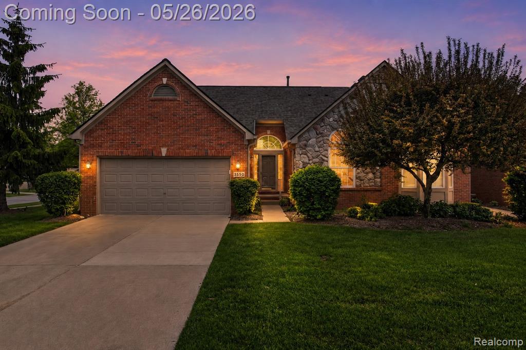 3550 Lexington Drive, Auburn Hills, MI 48326 — front exterior