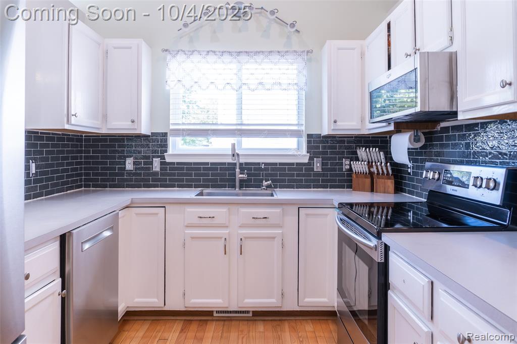 7184 Glacier Pointe Drive, Ypsilanti, MI 48197 — Photo 4