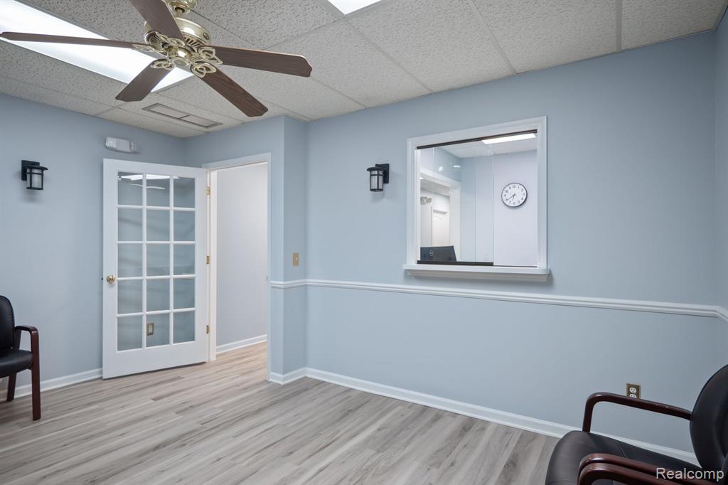 940 W AVON Road, Rochester Hills, MI 48307 — Photo 8