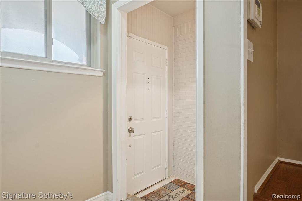 4254 Halkirk Drive, Waterford, MI — Photo 4