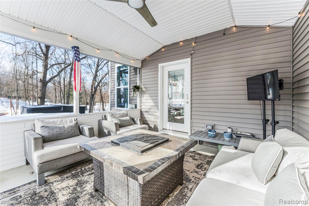 9522 Chalfonte Drive, Brighton, MI 48116 — Photo 24