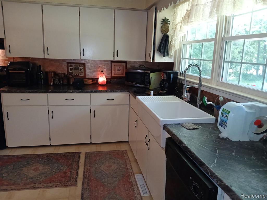 18073 Sharon Valley Road, Manchester, MI 48158 — Photo 18