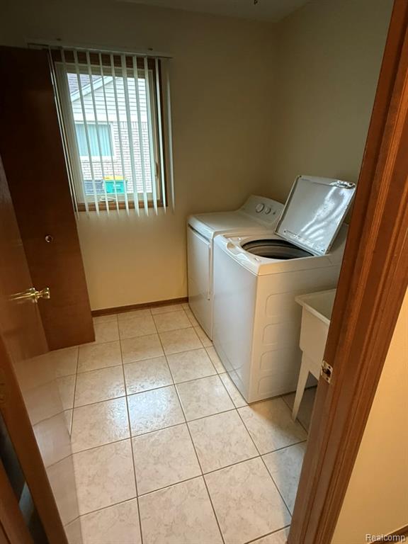39762 Lembke Drive, Sterling Heights, MI 48313 — Photo 22