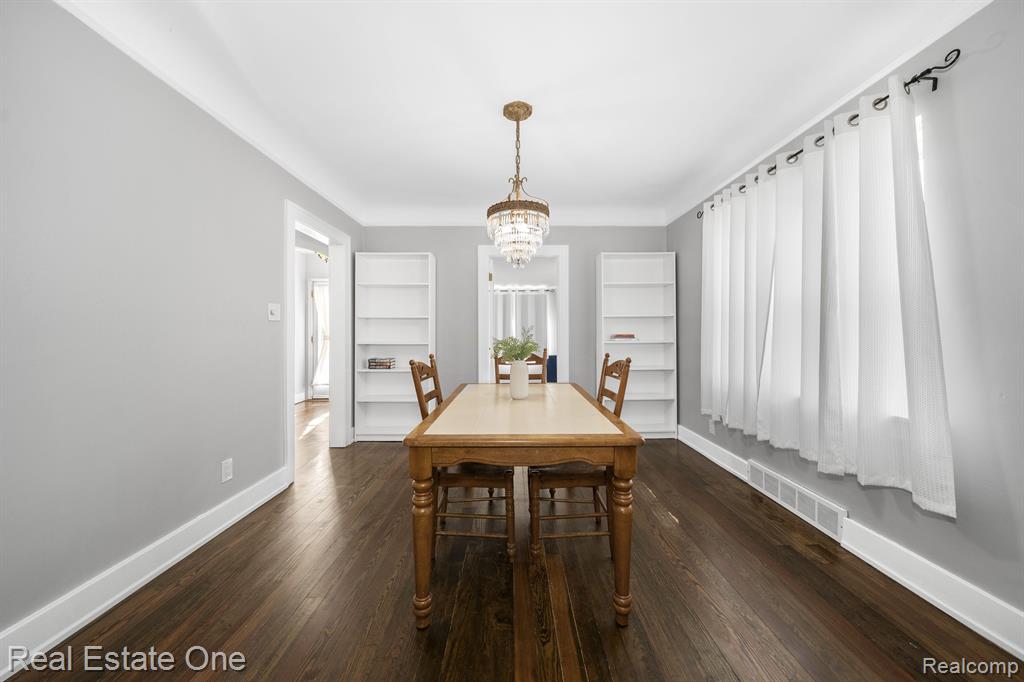 54 MOHAWK Road, Pontiac, MI 48341 — Photo 10