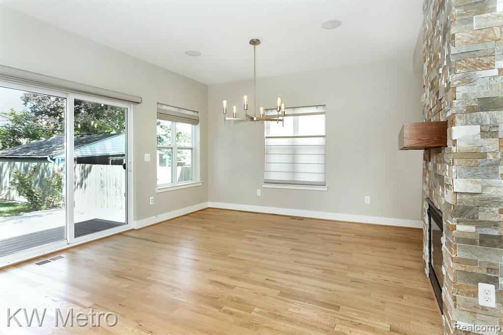 602 CHERRY Avenue, Royal Oak, MI 48073 — Photo 17