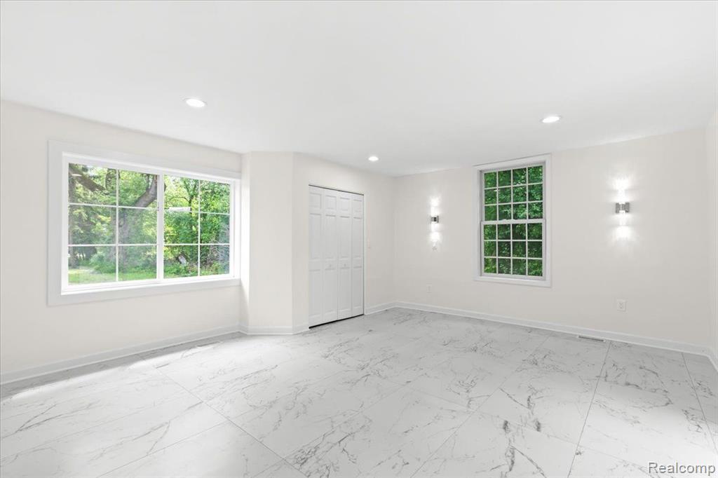 49712 Geddes Road, Canton, MI 48188 — Photo 37
