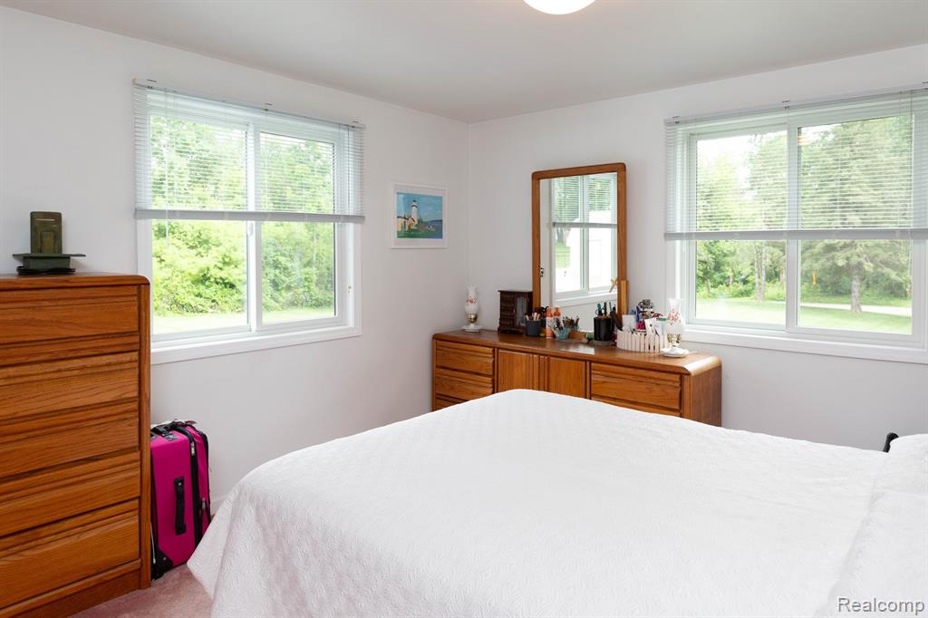 9026 Woodside Road, Northville, MI 48167 — Photo 25