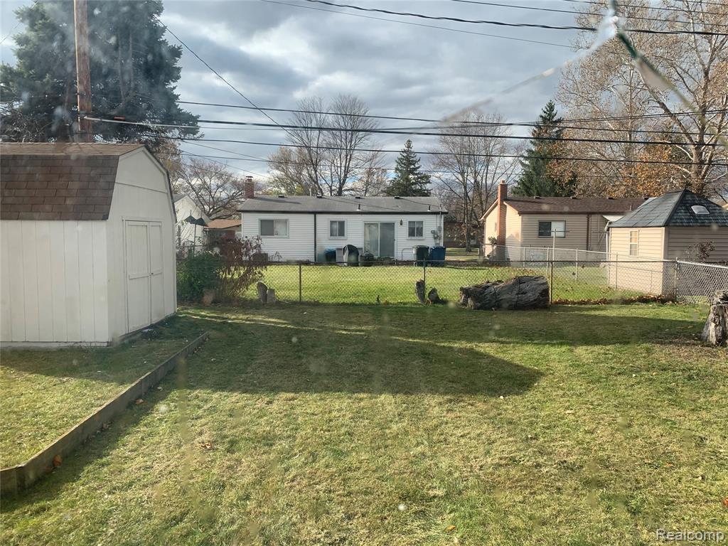 548 S Hawthorne Street, Westland, MI 48186 — Photo 13