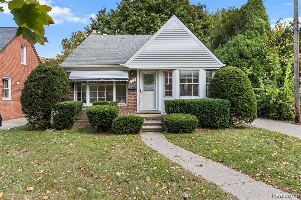 8038 Riverdale Street, Dearborn Heights, MI 48127 — Photo 3
