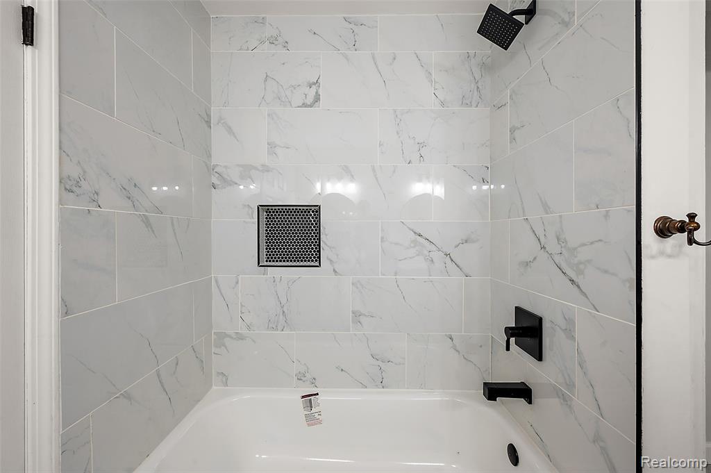 7427 Emerson, Washington, MI — Photo 48