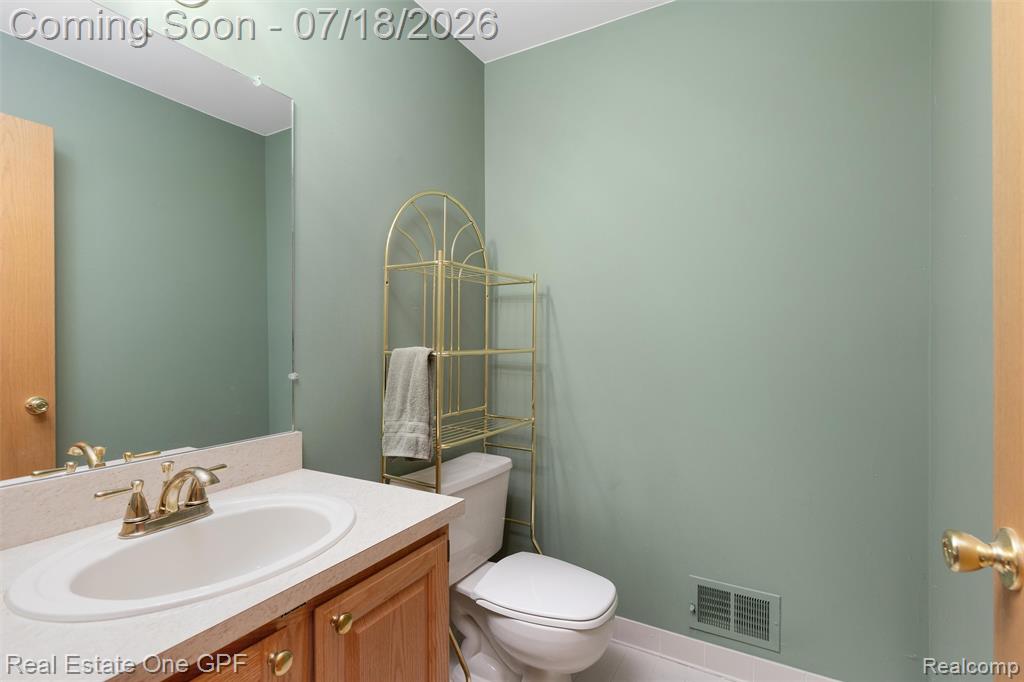 39931 Brylor Court, Clinton Twp, MI 48038 — Photo 24