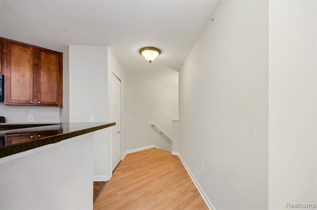269 Wright Street, 67, Wixom, MI 48393 — Photo 5