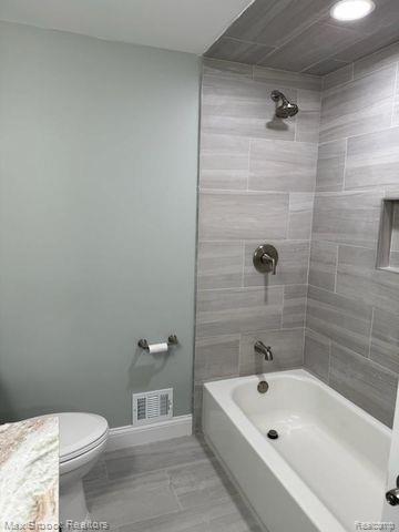 44228 DUCHESS Drive, Canton, MI 48187 — Photo 6