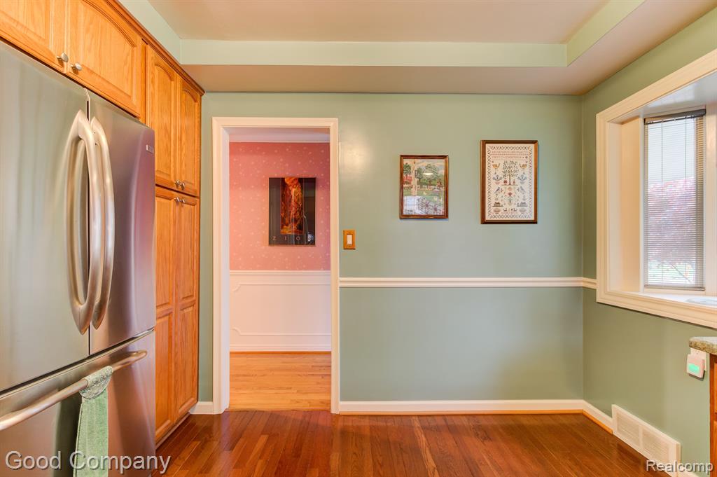 4008 PARKVIEW Drive, Royal Oak, MI 48073 — Photo 7