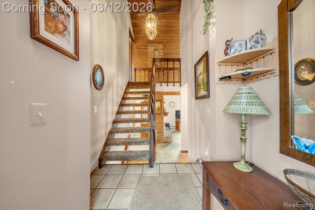 1351 Glen Oak Drive, Holly, MI 48442 — Photo 8