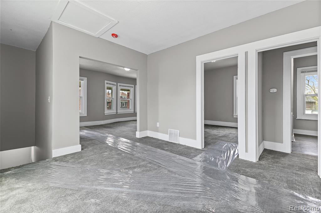 3010 Montclair Street, Detroit, MI 48214 — Photo 35