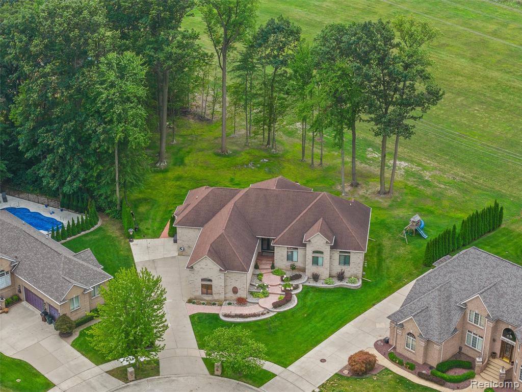52041 Loon Court, Shelby Twp, MI 48315 — Photo 59