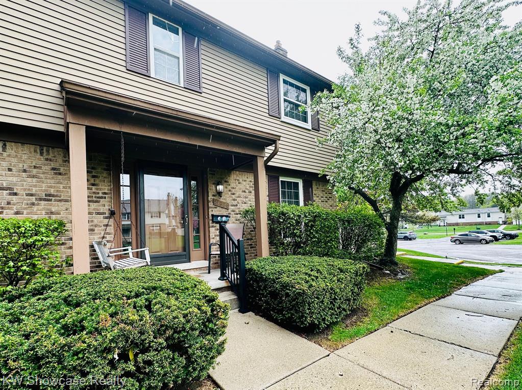 21220 W Glen Haven Circle, Novi, MI 48167 — Photo 3