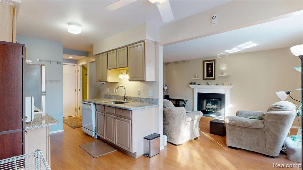 3016 Forest Creek Court, Ann Arbor, MI 48108 — Photo 9