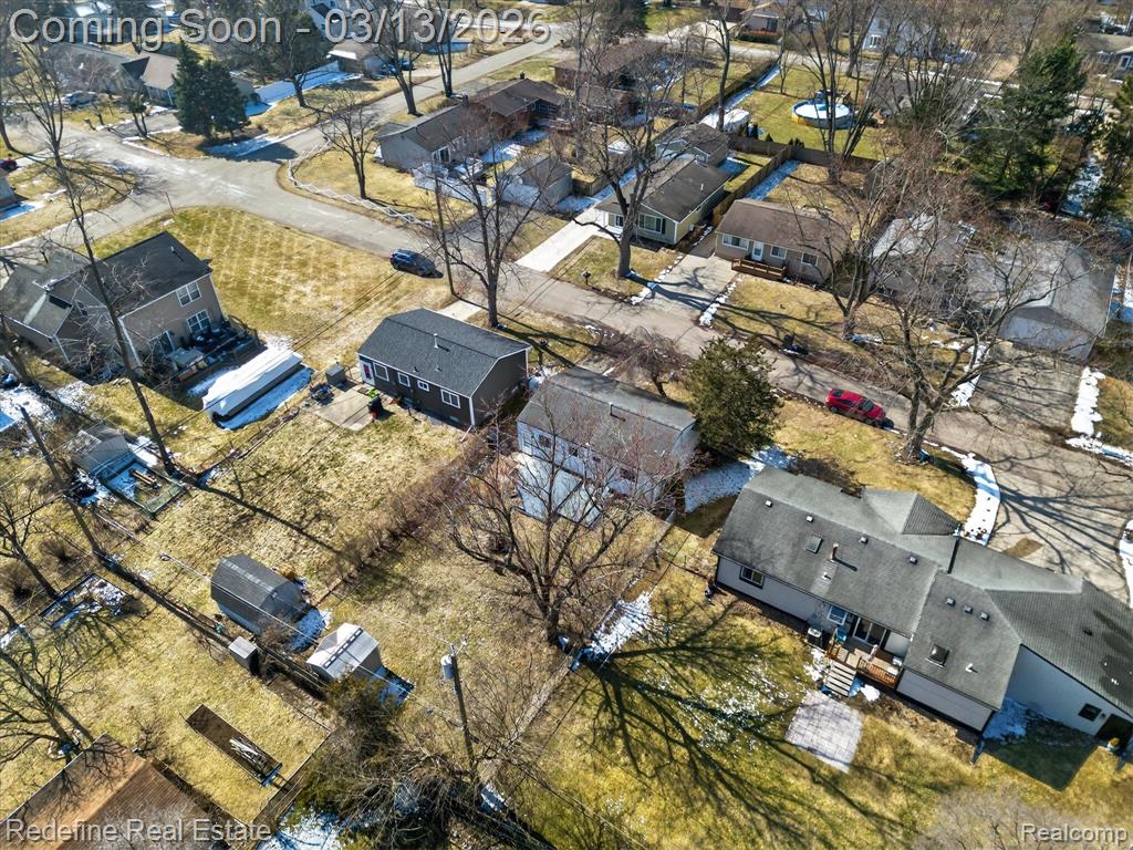 2236 Mentone Street, Wolverine Lake, MI 48390 — Photo 28