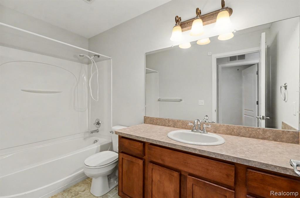 269 Wright Street, 67, Wixom, MI 48393 — Photo 20